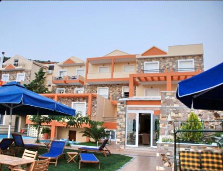 פלומרי Hotel Vicky II מראה חיצוני תמונה